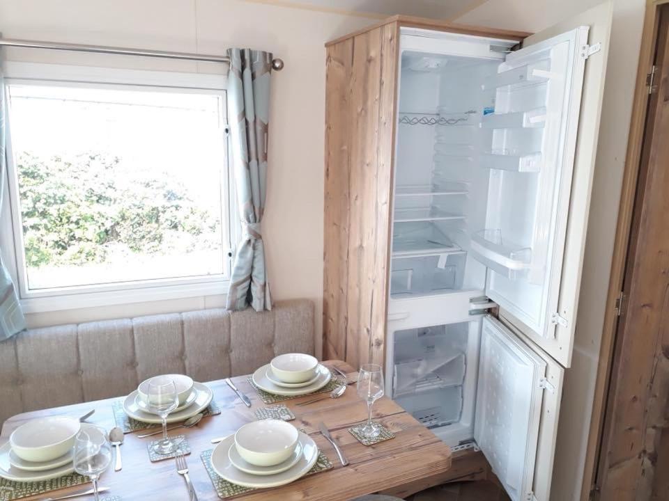 Hotel Westerley Cove Lymington Esterno foto