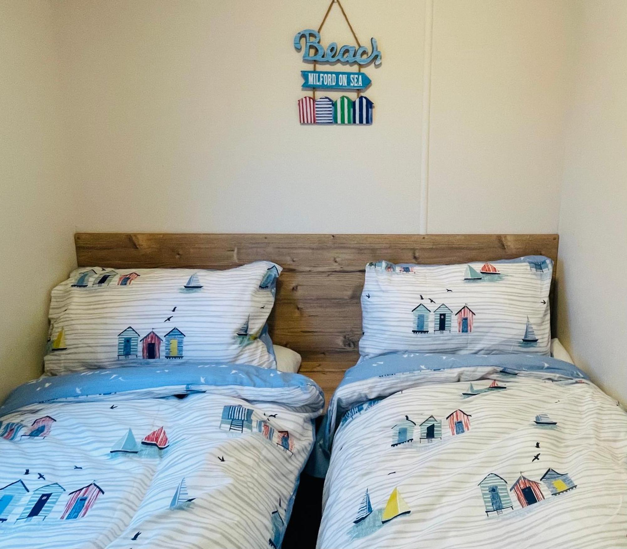 Hotel Westerley Cove Lymington Esterno foto