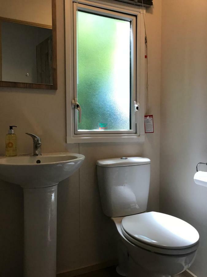 Hotel Westerley Cove Lymington Esterno foto
