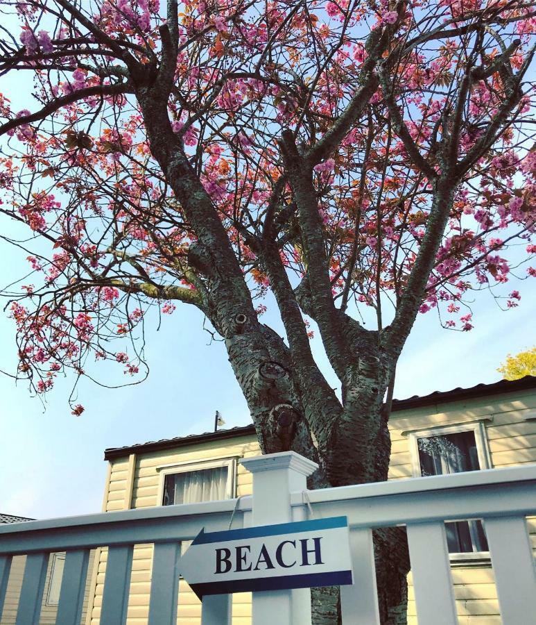 Hotel Westerley Cove Lymington Esterno foto